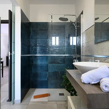 7 Moons C Peace And Pool Holiday home *